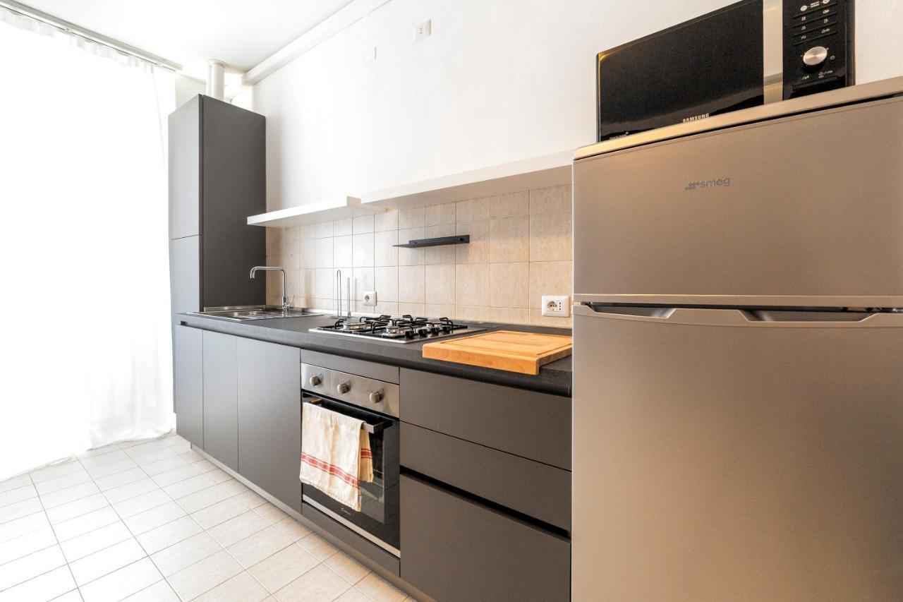Roomy Apartment Close To Subway M5! ميلان المظهر الخارجي الصورة
